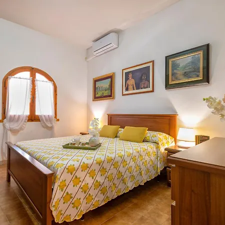 בית נופש Carlotta *